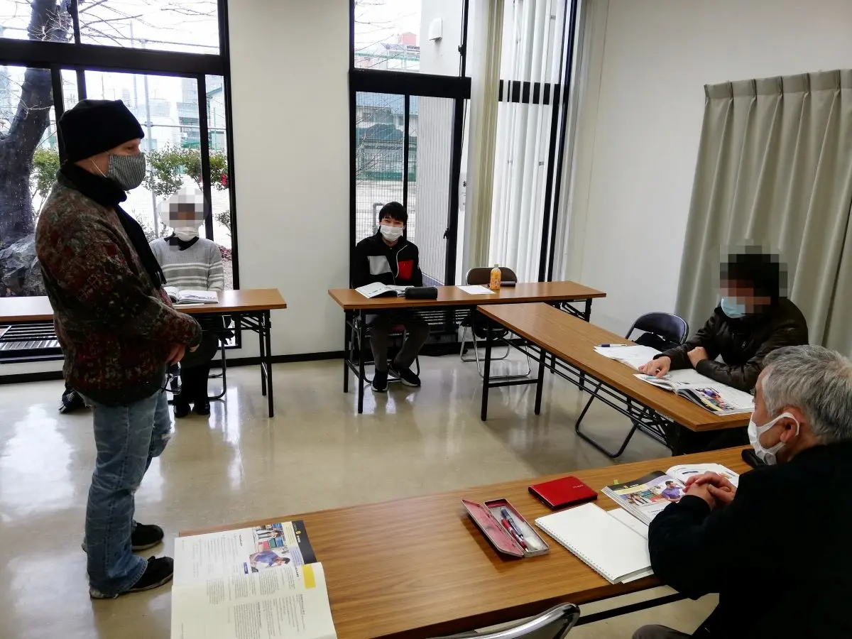 高岡教室での英会話レッスン風景